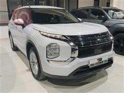 ميتسوبيشي اوتلاندر